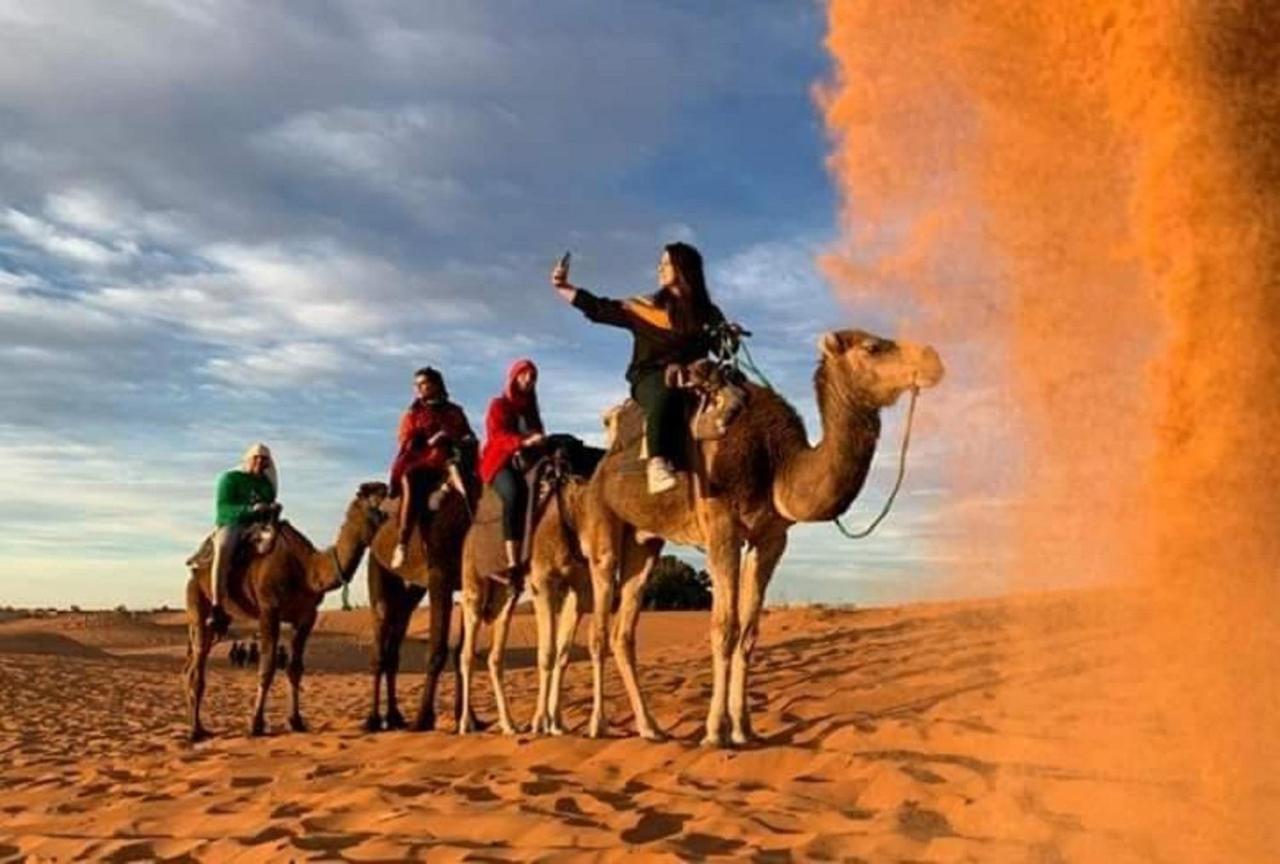 L'Homme Du Desert A מרזאוגה מראה חיצוני תמונה